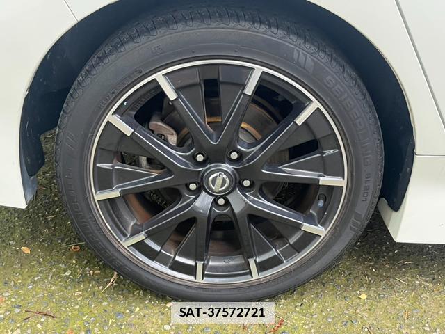 Nissan LEAF 2019-07 7800099-8