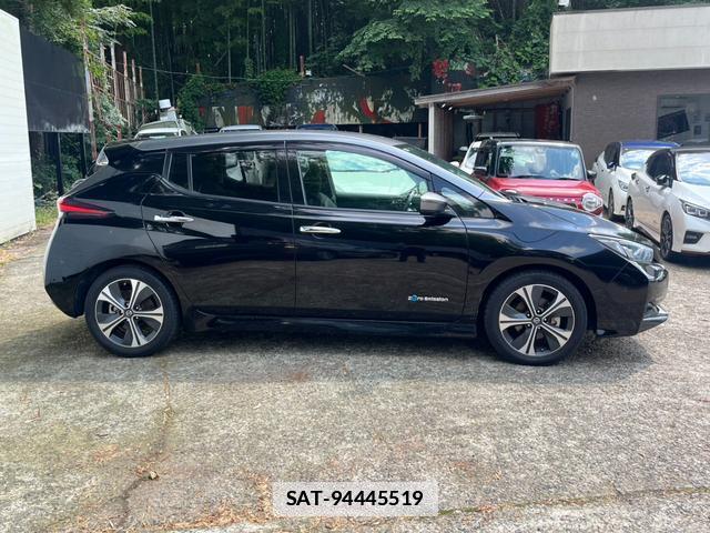 Nissan LEAF 2018-03 7800100-5
