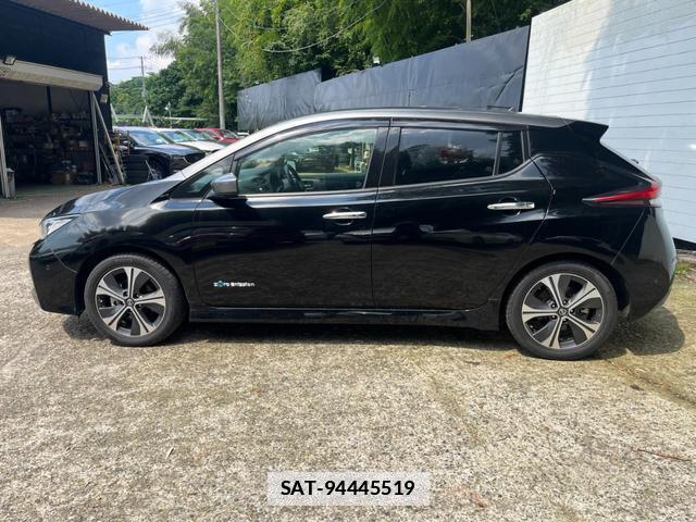 Nissan LEAF 2018-03 7800100-9