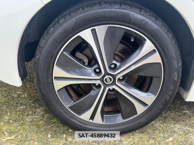 Nissan LEAF 2019-05 7800103-17