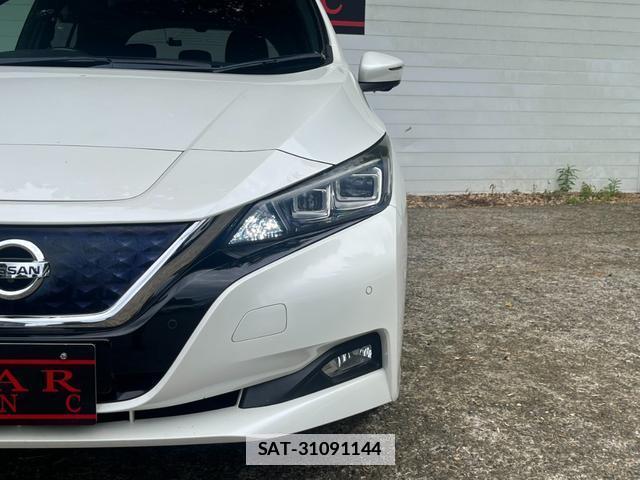 Nissan LEAF 2018-02 7800104-11
