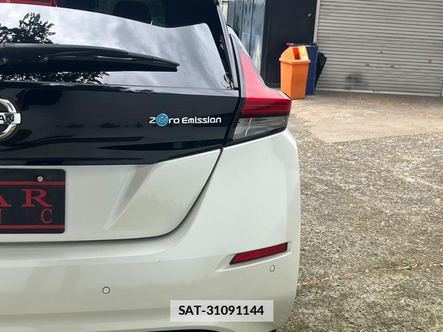 Nissan LEAF 2018-02 7800104-13