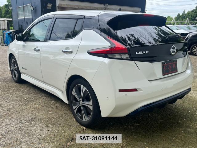 Nissan LEAF 2018-02 7800104-17