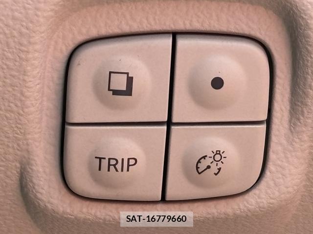 Nissan LEAF 2016-02 7801832-14