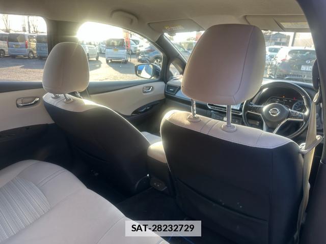 Nissan LEAF 2020-02 7803479-15
