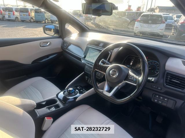 Nissan LEAF 2020-02 7803479-18