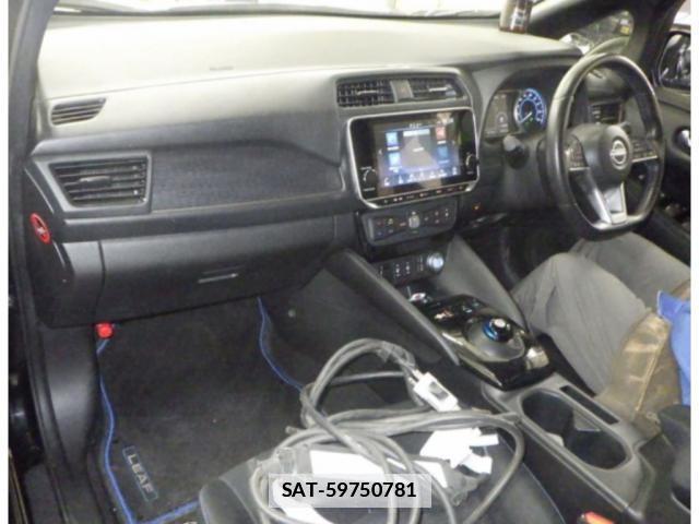Nissan LEAF 2021-08 7807250-2