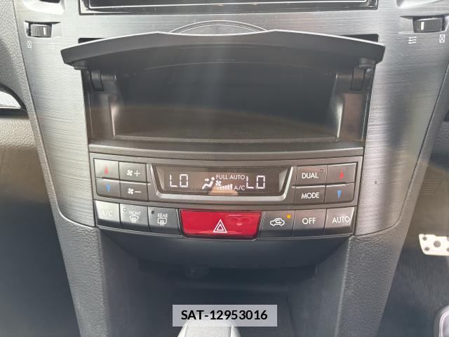 Subaru LEGACY TOURING WAGON 2013-04 7794220-18