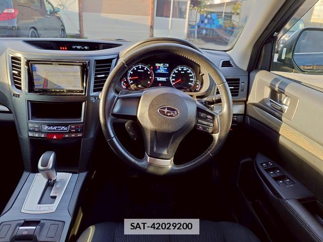 Subaru LEGACY TOURING WAGON 2013-07 7798608-18