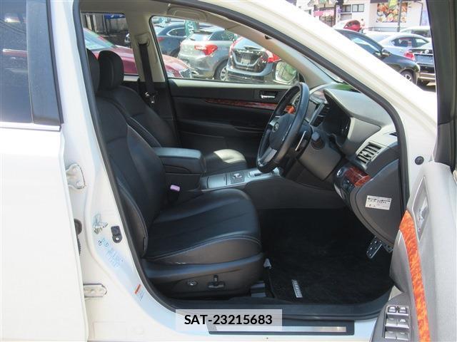 Subaru LEGACY TOURING WAGON 2012-02 7802698-16