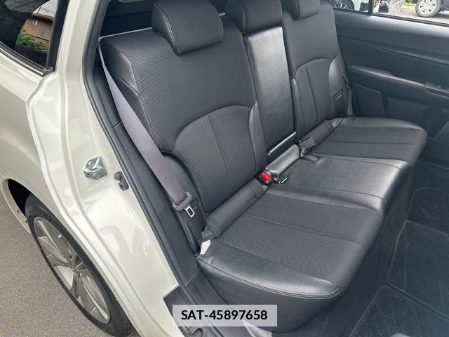 Subaru LEGACY TOURING WAGON 2013-06 7808987-12