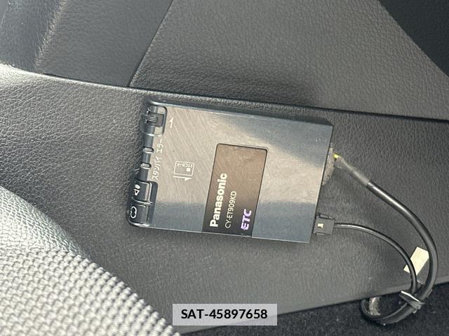 Subaru LEGACY TOURING WAGON 2013-06 7808987-4