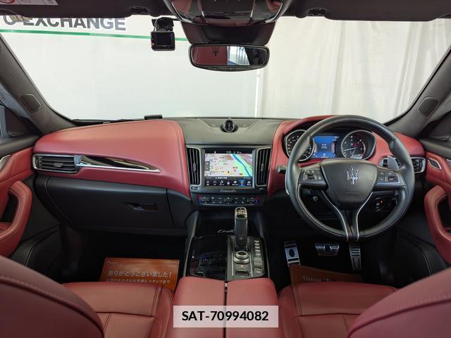 Maserati LEVANTE 2019-09 7795299-1