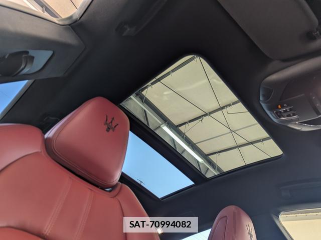 Maserati LEVANTE 2019-09 7795299-10
