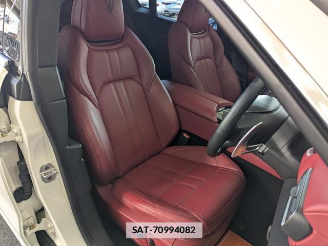 Maserati LEVANTE 2019-09 7795299-11