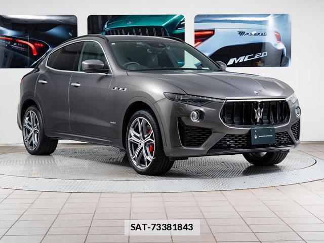 Maserati LEVANTE 2021-06 7806584-14