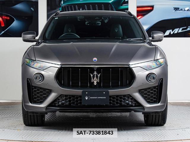 Maserati LEVANTE 2021-06 7806584-15