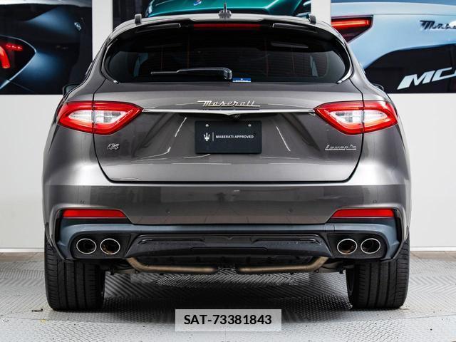 Maserati LEVANTE 2021-06 7806584-19