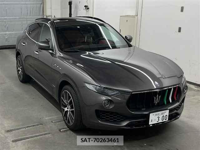 Maserati LEVANTE 2018-05 7810313-3