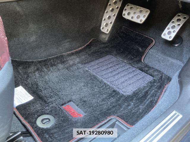Subaru LEVORG 2017-05 7804765-17