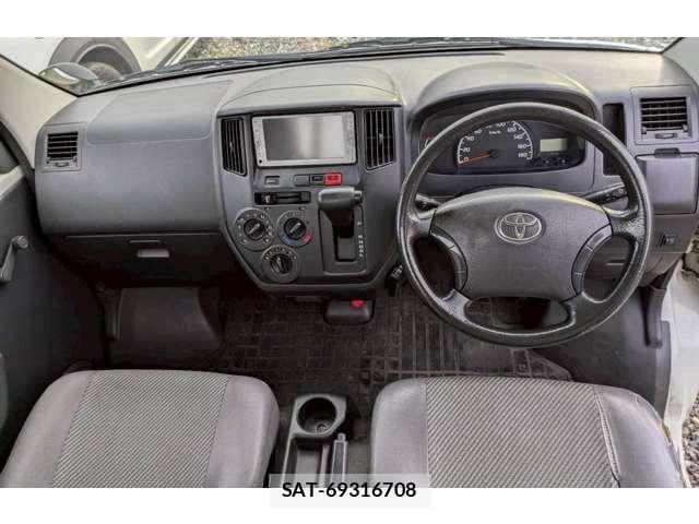 Toyota LITEACE TRUCK 2013-10 7800332-16