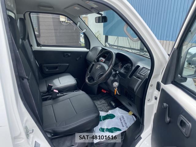 Toyota LITEACE TRUCK 2013-08 7804332-18
