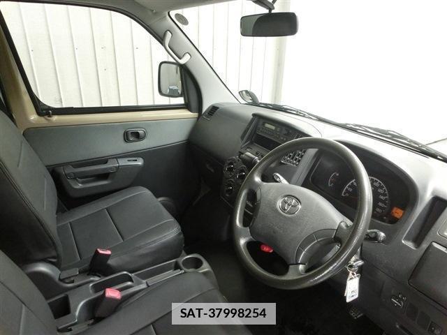Toyota LITEACE VAN 2017-03 7797940-11