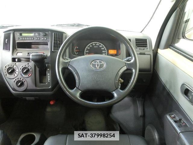 Toyota LITEACE VAN 2017-03 7797940-19