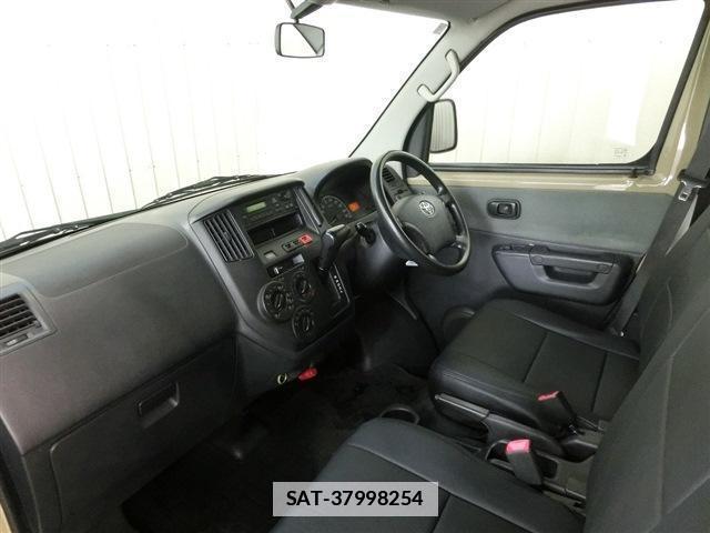 Toyota LITEACE VAN 2017-03 7797940-2