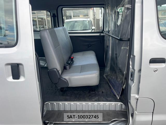 Toyota LITEACE VAN 2011-12 7805876-12