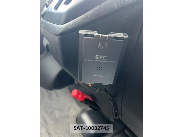 Toyota LITEACE VAN 2011-12 7805876-18
