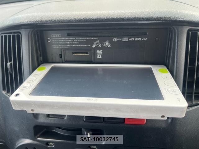 Toyota LITEACE VAN 2011-12 7805876-19