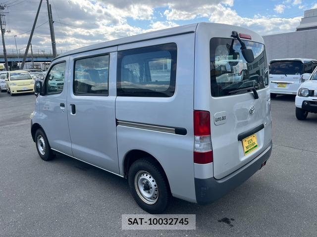 Toyota LITEACE VAN 2011-12 7805876-4