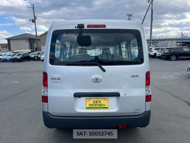 Toyota LITEACE VAN 2011-12 7805876-7
