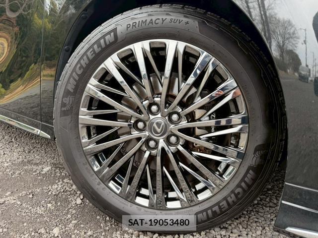 Lexus LM 2024-03 7794373-14