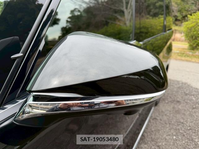 Lexus LM 2024-03 7794373-3