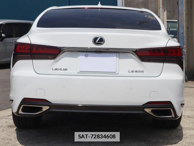 Lexus LS 2021-02 7793411-14