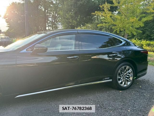 Lexus LS 2018-02 7794319-10