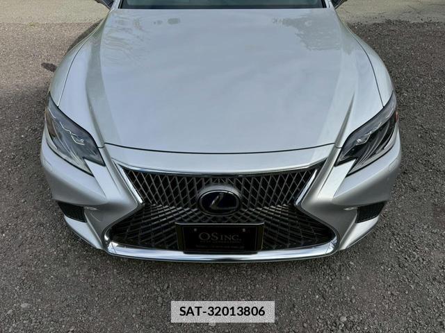 Lexus LS 2017-12 7794323-10