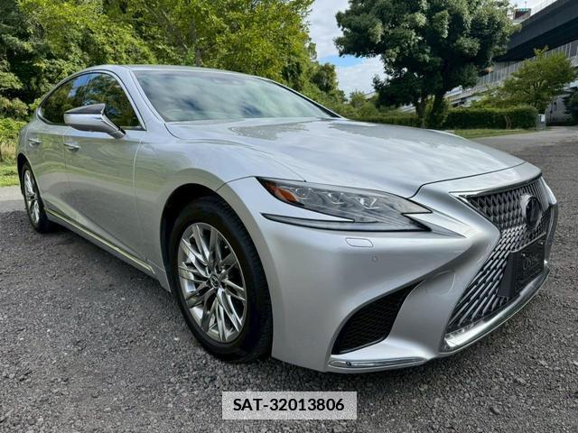 Lexus LS 2017-12 7794323-11