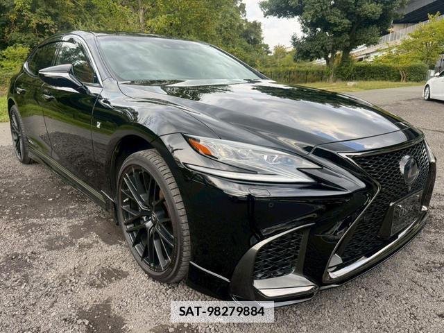 Lexus LS 2018-03 7794334-6