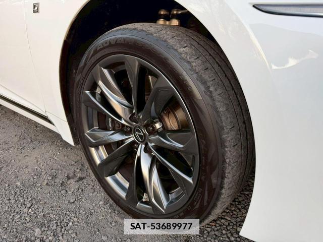 Lexus LS 2017-11 7794350-13
