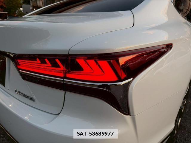 Lexus LS 2017-11 7794350-7