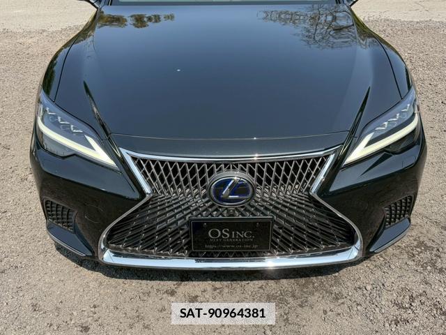 Lexus LS 2021-02 7794398-2