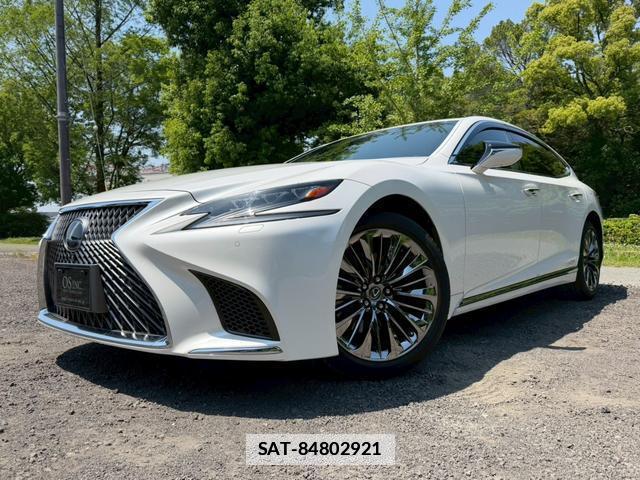 Lexus LS 2017-12 7794432-1