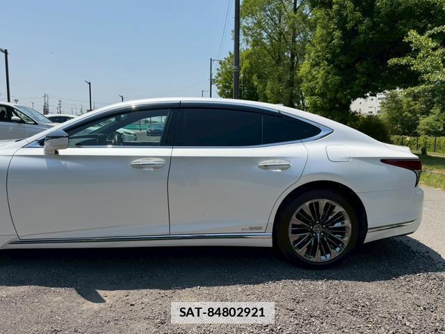 Lexus LS 2017-12 7794432-11