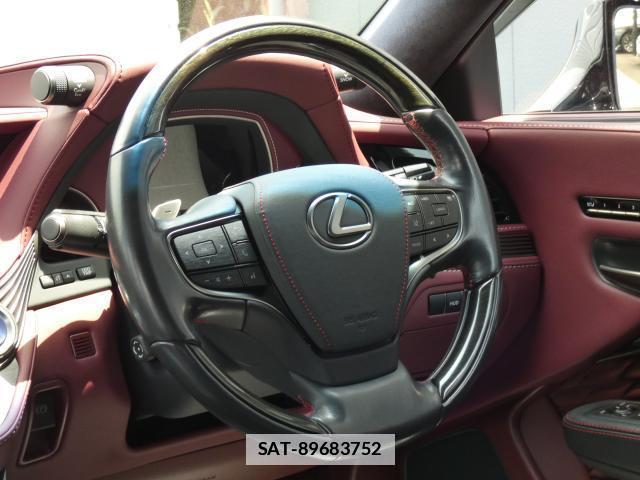 Lexus LS 2018-06 7794548-12