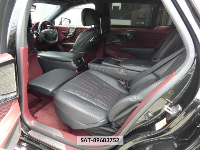 Lexus LS 2018-06 7794548-18