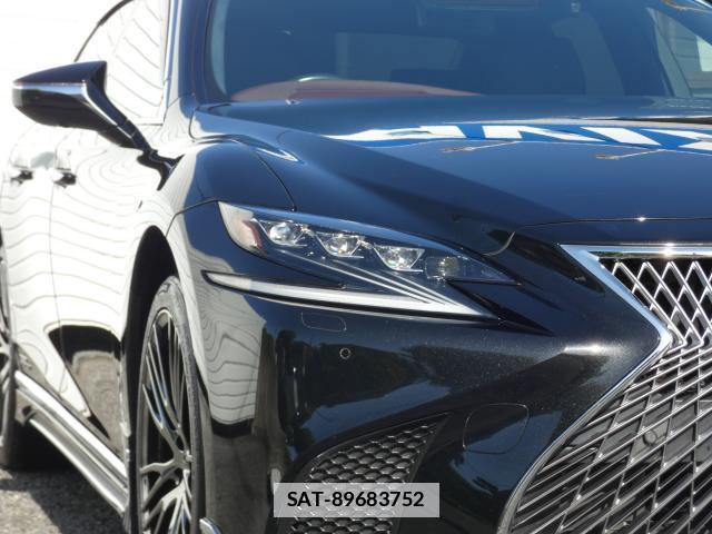 Lexus LS 2018-06 7794548-2