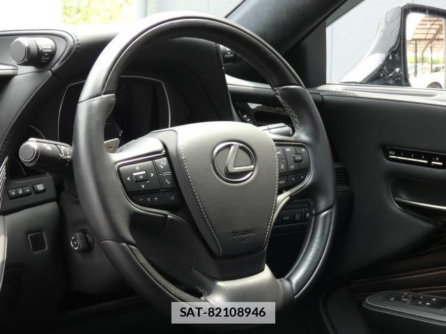 Lexus LS 2022-10 7794552-10